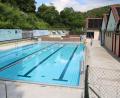 Archivbild: lei
Das Freibad Hirschbach und sein Erhalt in der Zukunft stellen den Gemeinderat vor eine Herausforderung.