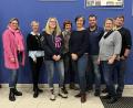 Bild: u
Einstimmige Ergebnisse erbringen die Neuwahlen beim Förderverein „Freunde der Grund- und Mittelschule Schnaittenbach“ (von links): Caroline Wagner, Rektorin Michaela Bergmann, stellvertretende Vorsitzende Steffi Escherl, Gabriele Schindler, Vorsitzende Irmi Birner, Zweiter Bürgermeister Uwe Bergmann, Nadine Markert und Andreas Gallner.