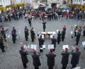 Bild: Kunz
Platzkonzert mit dem Heeresmusikkorps Veitshöchheim unter Leitung von Hauptmann und Kapellmeisterin Lisa-Marie Holzschuh. .