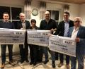 Bild: krb
Bei der Weihnachtsfeier der CSU Neustadt/WN werden auch Spenden verteilt – an den OWV Neustadt, die Tafel und die Katholische Sozialstation.