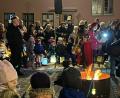 Bild: xs
Auf dem Platz hinter dem Dostlerhaus ist die Martinsfeier des Kindergartens Pressath.