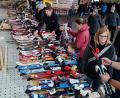 Bild: mab
Ein reichhaltiges Angebot wartet beim Skibasar in Schwarzenfeld auf die Schnäppchenjäger