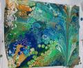 Bild: Helga Luber/exb
Das "blaue" Bild ist aus Acryl und die Technik lautet Pouring Flip Cup.