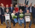 Bild: Kunz
Die SpVgg SV Weiden ehrt langjährige Mitglieder und ernennt zwei herausragende Mitstreiter zu Ehrenmitgliedern.