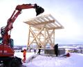 Bild: fvo
Gemeinsam errichten Mitarbeiter der Holzbaufirma und des Waldthurner Bauhofs die neue "Motte".