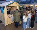 Bild: Tobias Neubert/exb
Viele Besucher waren zum Weihnachtaktionstag der Lobkowitz-Realschule gekommen.