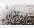 Archivbild: Stadt Mitterteich/exb
Nach dem Ersten Weltkrieg waren die Menschen mit den Lebensverhältnissen und der Regierung unzufrieden. In Mitterteich versammelte sich eine große Menschenmenge beim Rathaus, es wurden Arbeiter- und Bauernräte gegründet und Hans Lindner zum Vorsitzenden gewählt.