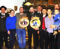 Bild: bk
Die Gausieger sowie Pokal- und Scheibengewinner zeichnet erster Schützenmeister Sebastian Ludwig (links) aus.