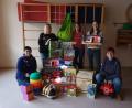 Bild: Jennifer Steinbach/exb
Der Elternbeirat des Kindergartens Pertolzhofen kann Spielsachen im Wert von rund 1500 Euro an die Einrichtung spenden.