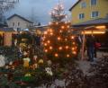 Bild: fz
Weihnachtliches Ambiente und Weihnachtsstimmung zwei Tage auf dem Dorfplatz in Bechtsrieth