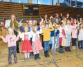 Bild: whü
Fetzige Songs präsentierten die Fünf- bis Zwölfjährigen des Christlichen Vereins Junger Menschen.