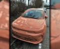 Bild: Polizeiinspektion Amberg
Ein ungewöhnlicher Unfall: Komplett mit Schlamm überzogen wurde dabei das Auto einer Frau aus dem Landkreis Amberg-Sulzbach.