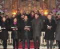 Bild: sei
Zum Abschluss der besinnlichen Adventsstunde sang der Chor-DiSono zusammen mit den Zuhörern und begleitet von der Flötengruppe "Flautista "Macht Hoch die Tür".