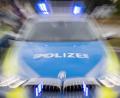 Symbolbild: Daniel Karmann/dpa/Symbolbild
Beamte der Bundespolizei stellten bei Schirnding 24 Kilo verbotene Pyrotechnik sicher.