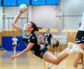 Archivbild: Guenter Uschold
Selina Käferstein in Aktion. Die Oberviechtacher Handballerinnen landeten einen knappen 22:21-Auswärtssieg in Regensburg.