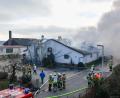 Bild: Petra Hartl
Bei dem Großbrand in der Gemeinde Freudenberg waren rund 145 Einsatzkräfte vor Ort.