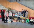 Bild: exb
Die Grundschule Plößberg sammelte Lebensmittel für die Mitterteicher Tafel.