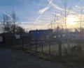 Bild: sne
Die Sonne geht über dem alten Bauhof auf. Sie scheint gewissermaßen auch für das Baugebiet "Thumbachaue", das nun auf den Weg gebracht werden kann.