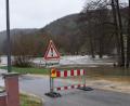Bild: bö
Im Schmidmühlener Ortsteil Emhof war der gesamte Wiesenweg im Bereich der Alten Vils überflutet und musste über die Weihnachtsfeiertage gesperrt werden.