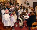 Bild: lgc
Der Kinder- und Jugendsingkreis Speinshart gestalteten beeindruckend die Kinderchristmette in der Schlammersdorfer Pfarrkirche