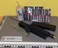 Bild: Bundespolizeiinspektion Waidhaus
Ein 20-jähriger Deutscher deckte sich neben illegalen Böllern (No. 1 ist einer der größten und stärksten Kracher überhaupt) noch mit einem Butterflymesser und zwei Teleskopschlagstöcken ein. Bei Waldsassen ziehen ihn Bundespolizeifahnder aus dem Verkehr.