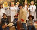 Bild: cro
Das Krippenspiel in der katholischen Pfarrkirche beeindruckt die Zuschauer.