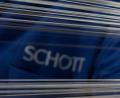 Symbolbild: Sebastian Christoph Gollnow/dpa
Für den Spezialglas-Hersteller Schott in Mitterteich gilt weiterhin Kurzarbeit.