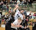 Archivbild: Hubert Ziegler
Mit der Partie bei der HSG Erlangen/Niederlindach starten die Handballer des HC Sulzbach ins neue Jahr. Das Bild zeigt Aleksa Mikovic im Spiel gegen Erlangen-Bruck II (30:30) beim Wurf.