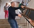 Bild: Julia Simbeck
Die Welttheater-Crew in Amberg hätte fast nasse Füße bekommen. Am Tag vor Heiligabend musste der Fundus an der Vils geräumt werden.