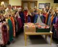 Bild: le
Die Flosser Sternsinger spenden ihre Süßigkeiten an die Tafel.