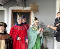 Bild: wlr
An den Haustüren wurden Aufkleber zur Segnung der Häuser übergeben.