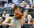 Bild: Petra Hartl
Glanzlichter zündet beim Neujahrskonzert die moldawische Geigerin Alexandra Tîrşu an.