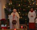 Bild: dob
Pfarrer Gerhard Schmidt feierte mit den Gläubigen am Festtag "Taufe des Herrn", der die Weihnachtszeit beendet, den vorgezogenen Patroziniumsgottesdienst der Pfarrkirche St. Erhard.