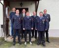 Bild: Feuerwehr Ottengrün/exb
Die neue Führungsspitze der Feuerwehr Ottengrün: (von links) Kassier Kevin Führlich, Zweiter Kommandant Martin Dietl, Bürgermeister Klaus Meyer, Vorsitzender Lucas Scharnagl, Löschmeister Daniel Ott, Kommandant Norbert Scharnagl und Gerätewart Jürgen Braun.