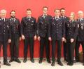 Bild: fks/exb
Befördert wurden Fabian Keppler-Stobrawe (ab Zweiter von links), Lukas Schmidt (Oberfeuerwehrmann), Maximilian Winkler (Löschmeister), Bastian Kaiser (Oberfeuerwehrmann), Fabian Preuß und Simone Schultes. Bürgermeister Johannes Reger (links) und stellvertretender Kommandant Wolfgang Gruber (rechts) gratulierten.