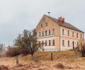 Bild: Susanne Forster
Die Knabenschule – das Alte Schloss – in Bärnau soll umgebaut werden. Bauamtsleiter Wolfgang Kaiser nennt Details.