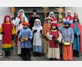 Bild: R. Kreuzer
Die Ministranten waren wieder als Sternsinger in Letzau unterwegs und sammelten einen großen Betrag.