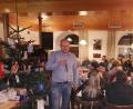 Bild: gz
Die Versteigerung der vielen Preise im vollbesetzten Böhmerwald übernimmt zweiter Bürgermeister Thomas Kleber.