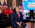 Bild: Andrew Harnik/AP/dpa
Der frühere US-Präsident und republikanische Präsidentschaftskandidat Donald Trump nimmt an einer virtuellen Kundgebung in Iowa teil.