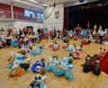 Bild: Wiesgickl/exb
Beim ersten Kinderfasching in Nabburg wird viel getanzt, wie zum Beispiel die Robbe.