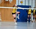 Archivbild: Hubert Ziegler
Lisa Kölbel bei der Ballannahme: Die Volleyballerinnen des SV Hahnbach verloren in Eiselfing glatt mit 0:3.