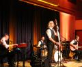 Bild: stg
Den rund 200 Besuchern bewiesen die vier Musiker, dass sie nicht nur ihre Instrumente beherrschen, sondern auch noch hervorragend singen können.