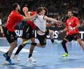Archivbild: Sven Hoppe/dpa
Von den deutschen Youngstern um Nils Lichtlein (Mitte) erwartet sich Marc-Jannis Prelle von der HSG Weiden bei der am Mittwoch beginnenden Heim-EM der Handballer so einiges. Der Nationalspieler ist durch seine Zeit beim ESV Regensburg auch in der Oberpfalz bestens bekannt.