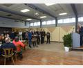 Bild: bey
CSU-Ortsvorsitzender Roland Rauch (rechts) begrüßt die Gäste beim Neujahrsempfang im Naabtalhaus. Die Festansprache hielt Europaabgeordneter Christian Doleschal (vorne, Dritter von links).