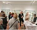 Bild: KDFB Waldsassen/exb
Hans Zölch führte die Besucherinnen von Frauenbund und Vita-Gruppe durch die kürzlich beendete Sonderausstellung im Stiftlandmuseum.