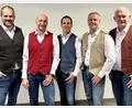 Bild: den
Die Sänger von "Sing out" (von links) Gregor Schraml (Tenor), Armin Steinhauser (Bariton), Rudi Kreuzer (Tenor, Chorleitung), Markus Schuller (Bass, Beatbox) und Uli Roth (Bass).