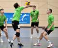 Archivbild: Hubert Ziegler
Leo Rester (rechts) wurde zum wertvollsten Spieler des VC DJK Amberg beim ersten Saisonsieg in München gekürt.