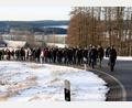 Bild: Ewalt Köstler/exb
Seit dem Dreißigjährigen Krieg Krieg pilgern Mitglieder der katholischen Pfarrei Parkstein nach Kirchendemenreuth.