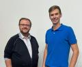 Bild: Lukas Kopp/exb
Vorsitzender Hans Walter (links) bleibt noch für zwei Jahre Vorsitzender des Mitarbeiter- und Pensionärsvereins Siemens Kemnath. Fabian Wöhrl (rechts) ist der neue Kassier.
