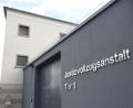 Archivbild: Petra Hartl
In der Justizvollzugsanstalt Amberg saß der Angeklagte ein, als er einen Mitgefangenen mit einem Messer attackierte.